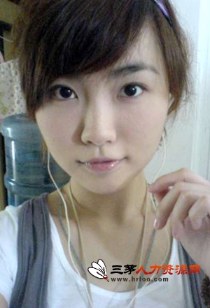 新闻动态 详细信息 显然,众卡卡对贝贝的回归表示了热烈的欢迎,而四群