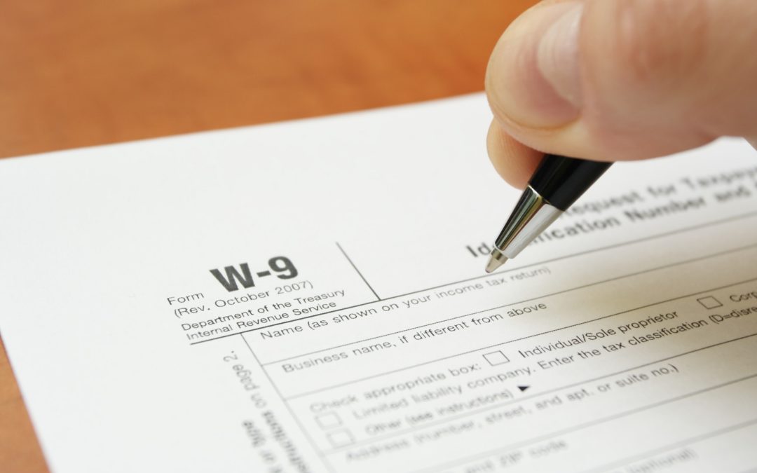 什么是W-9表格与“预扣税款”？美国灵活用工如何应对税务缴纳