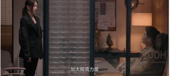 人力葵花, 男子下班遇领导按住电梯要求加班：真的会谢，已离职！