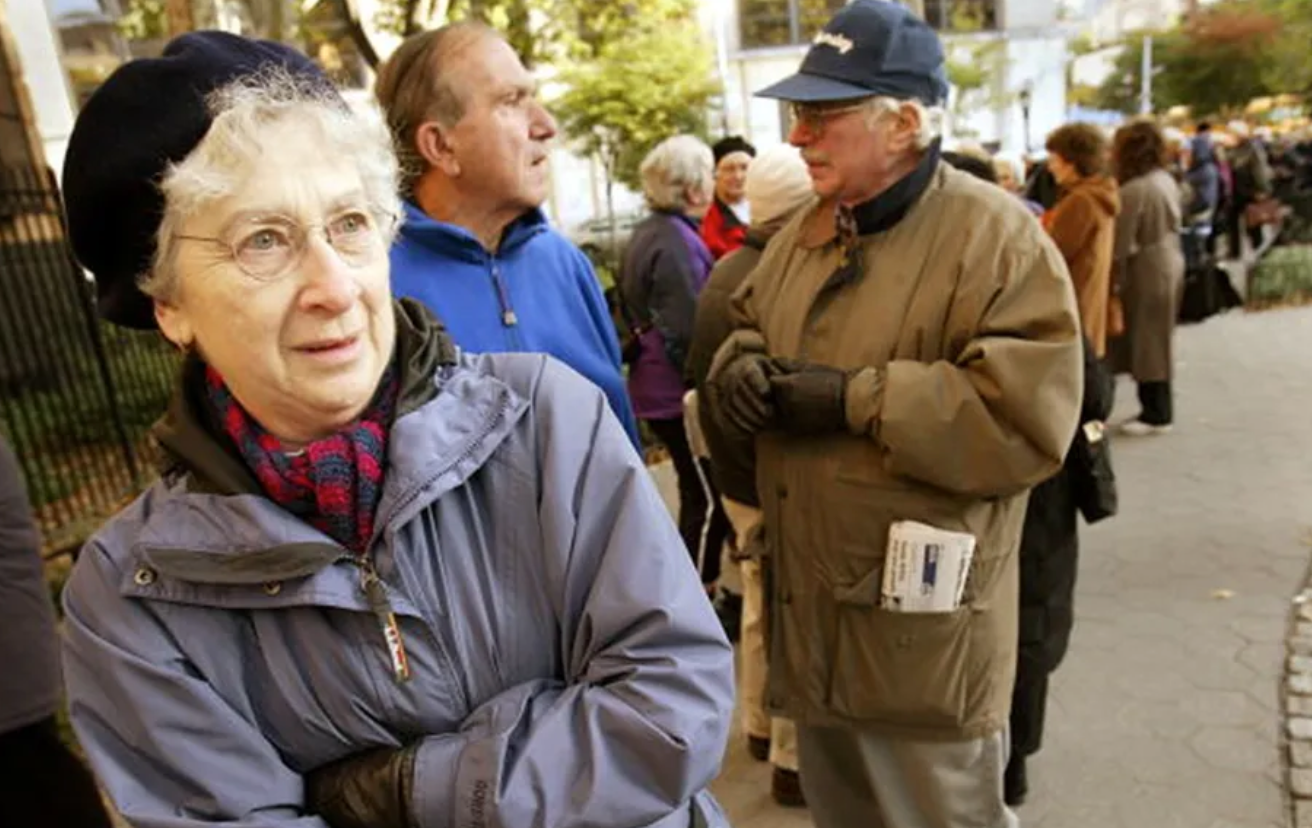 这个2025年，美国走上了“无就业但繁荣”之路？(图4)